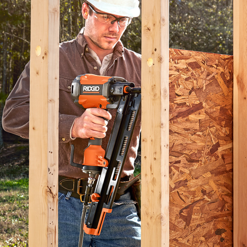 Clavadora Neumática RIDGID | 2" - 3 - 1/2" - Tienda Henca