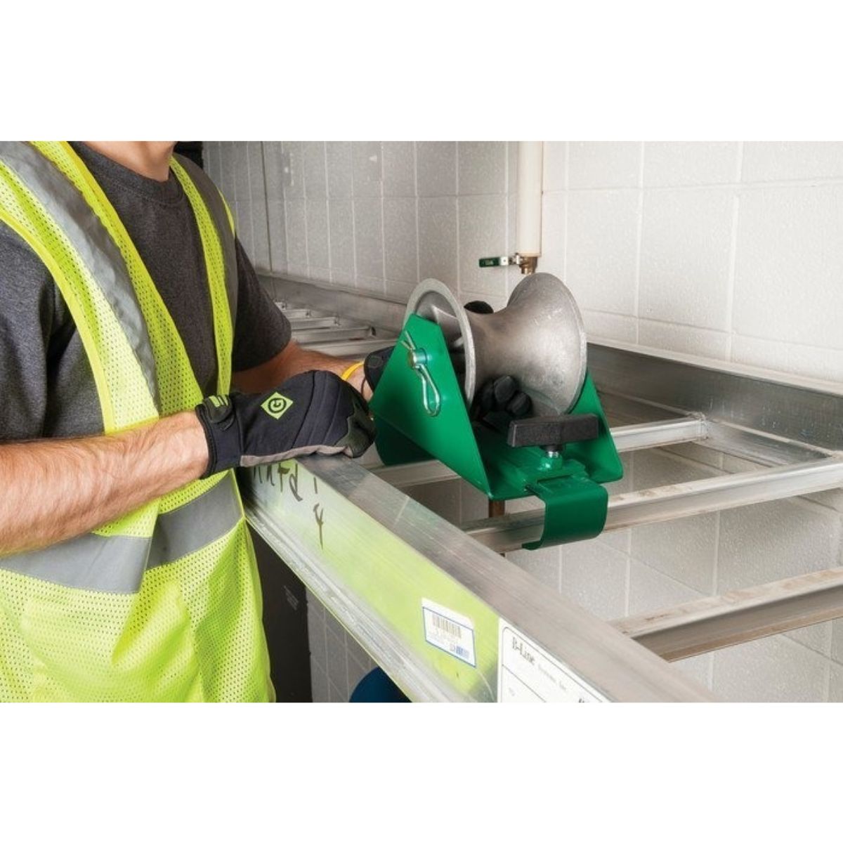 Polea Ajustable para Cables GREENLEE | 11-1/2" - 20-1/4" - Herramientas Especiales Nacionales S.R.L.